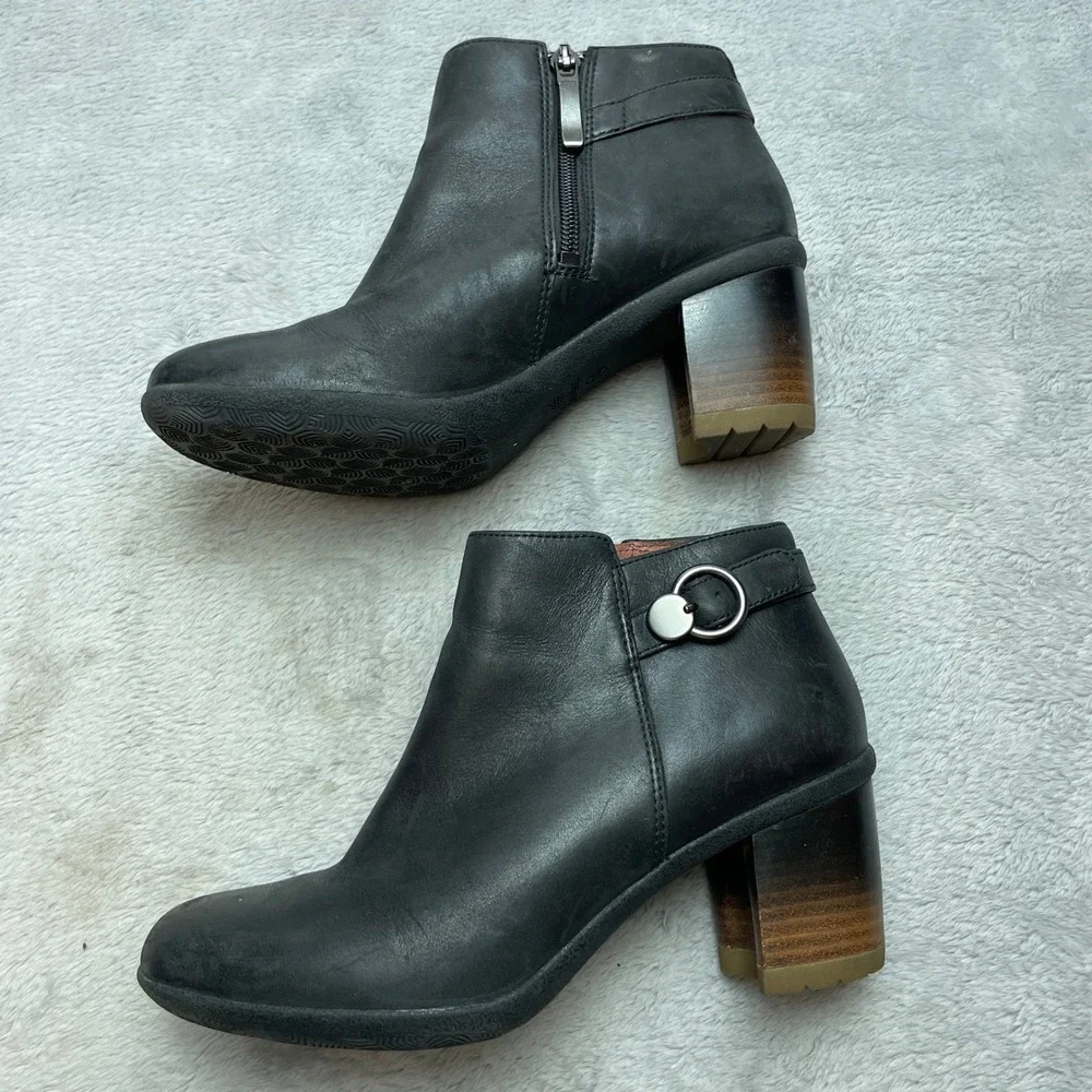 Dansko Womens Perry Leather Ankle Booties Size 36/5.5-6 Black Nubuck Side Zip
